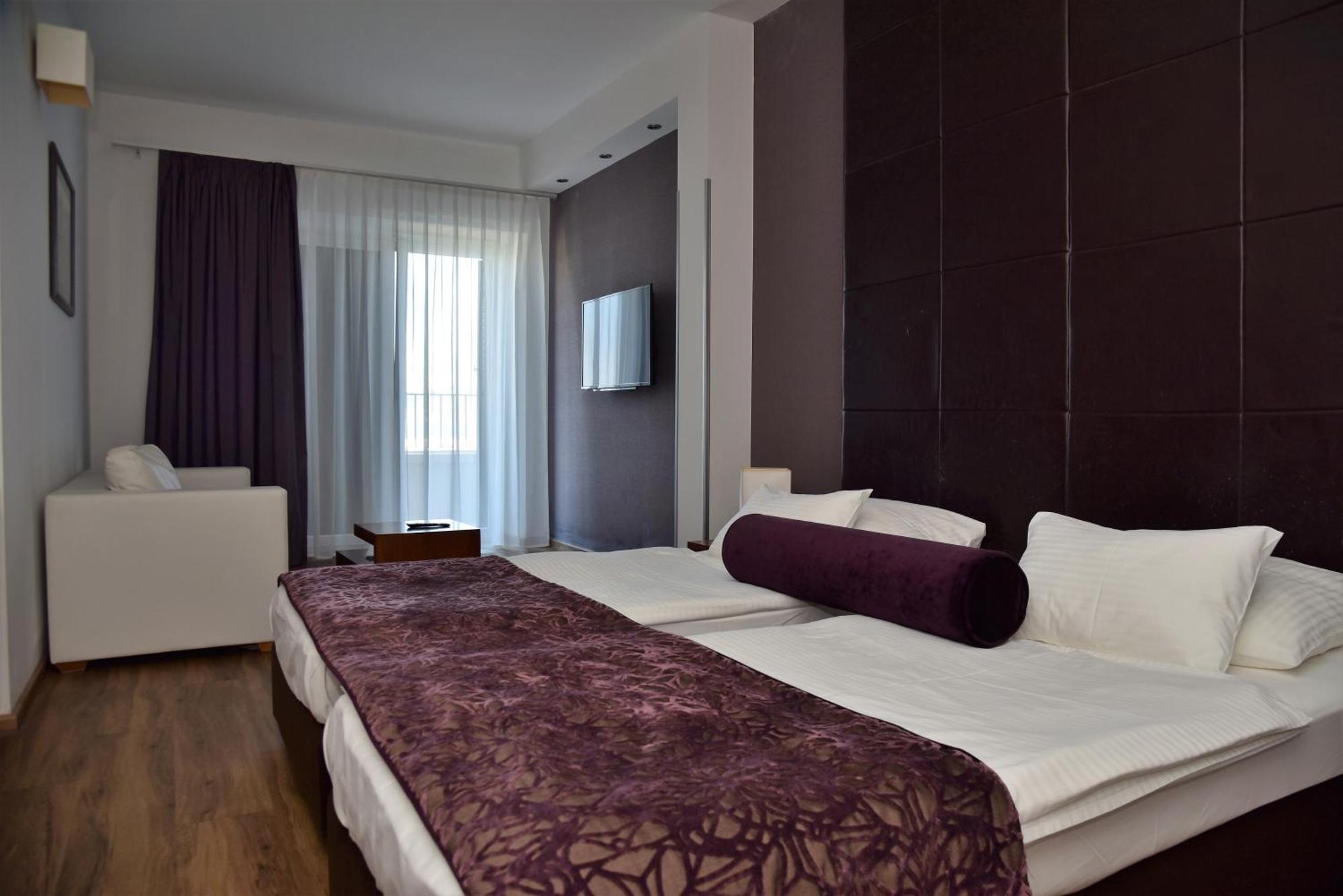 Hotel Lipa بوستيرا المظهر الخارجي الصورة