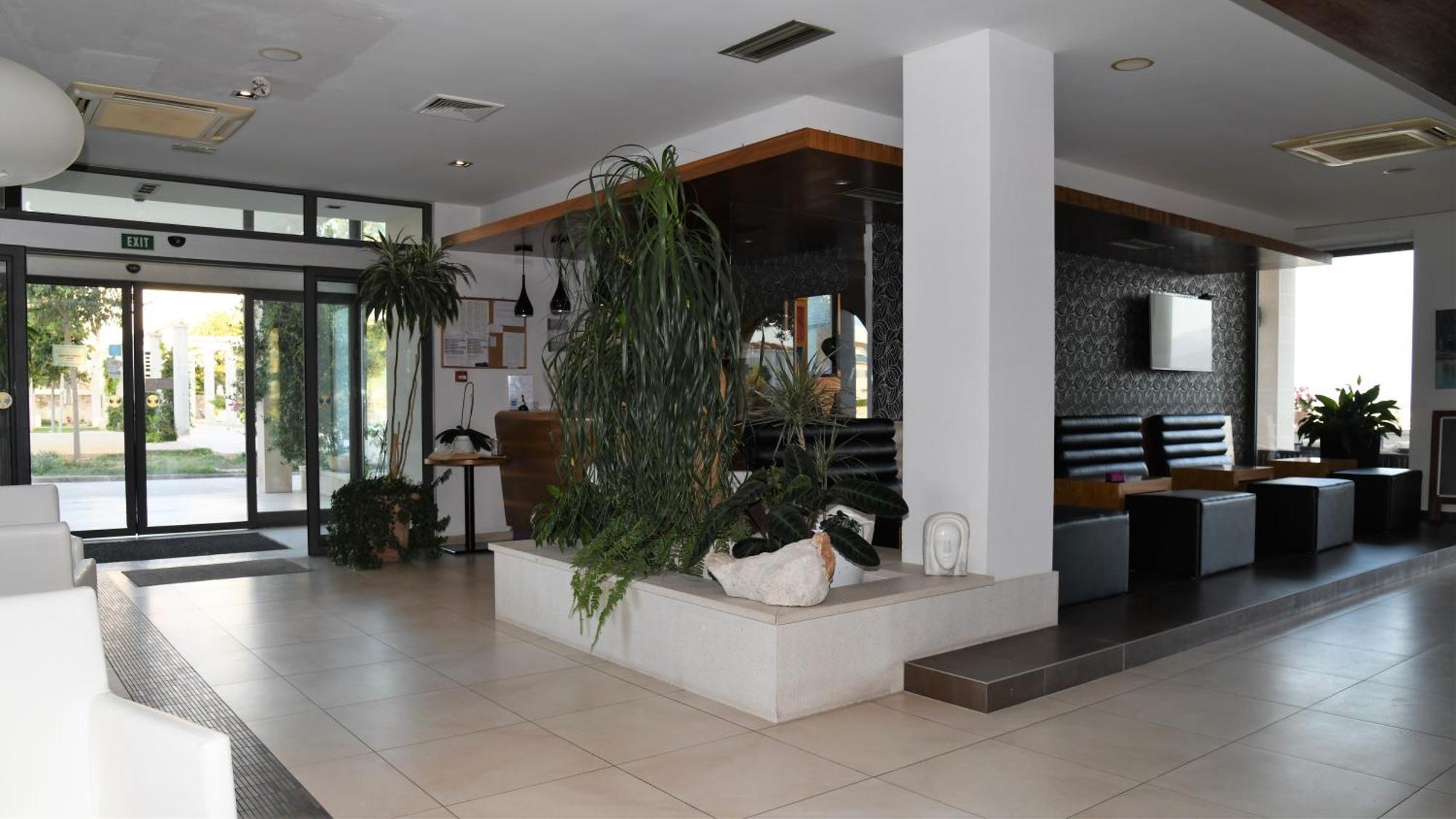 Hotel Lipa بوستيرا المظهر الخارجي الصورة