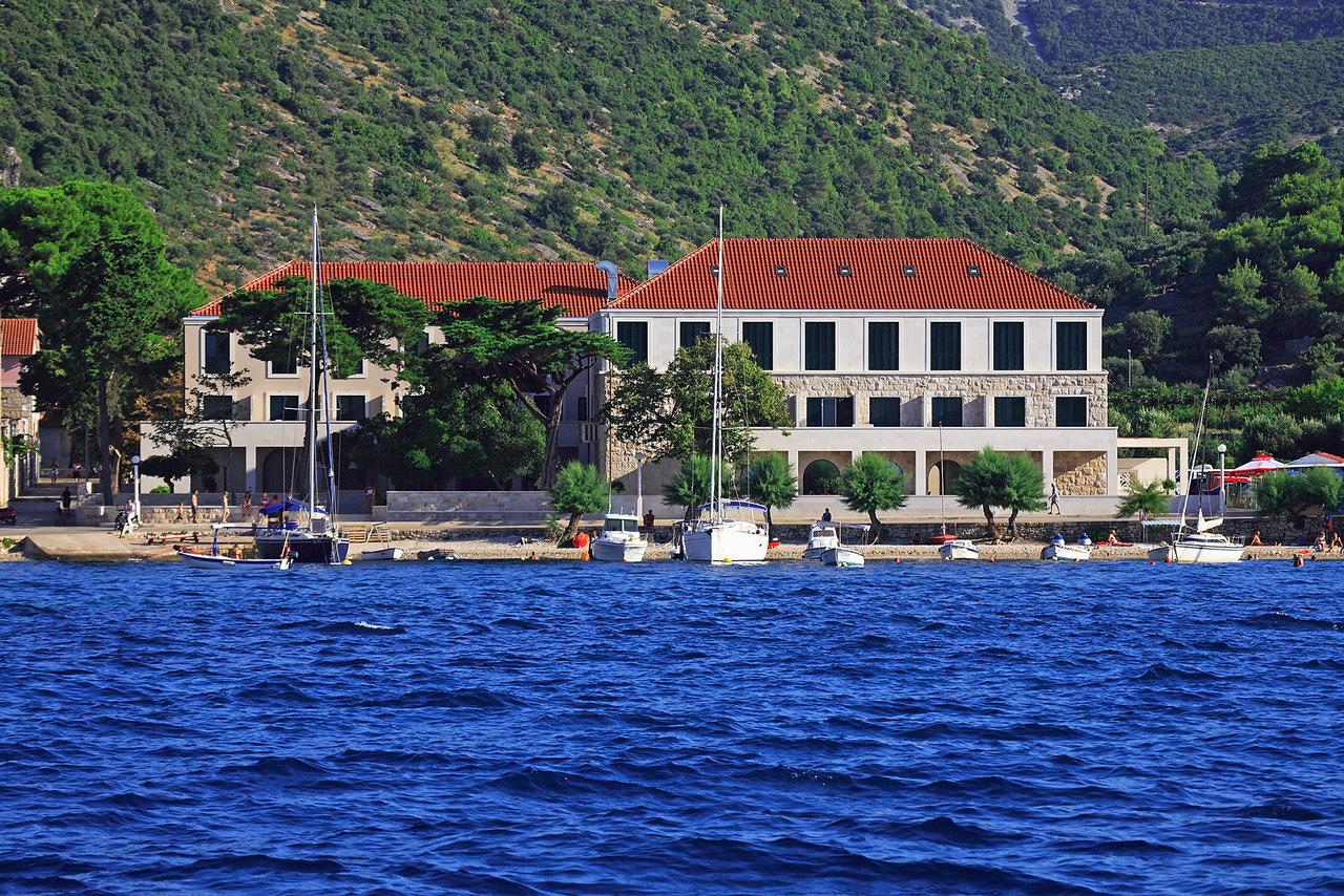 Hotel Lipa بوستيرا المظهر الخارجي الصورة