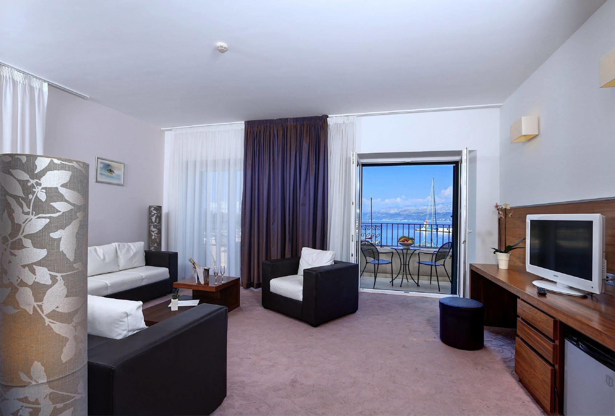 Hotel Lipa بوستيرا المظهر الخارجي الصورة